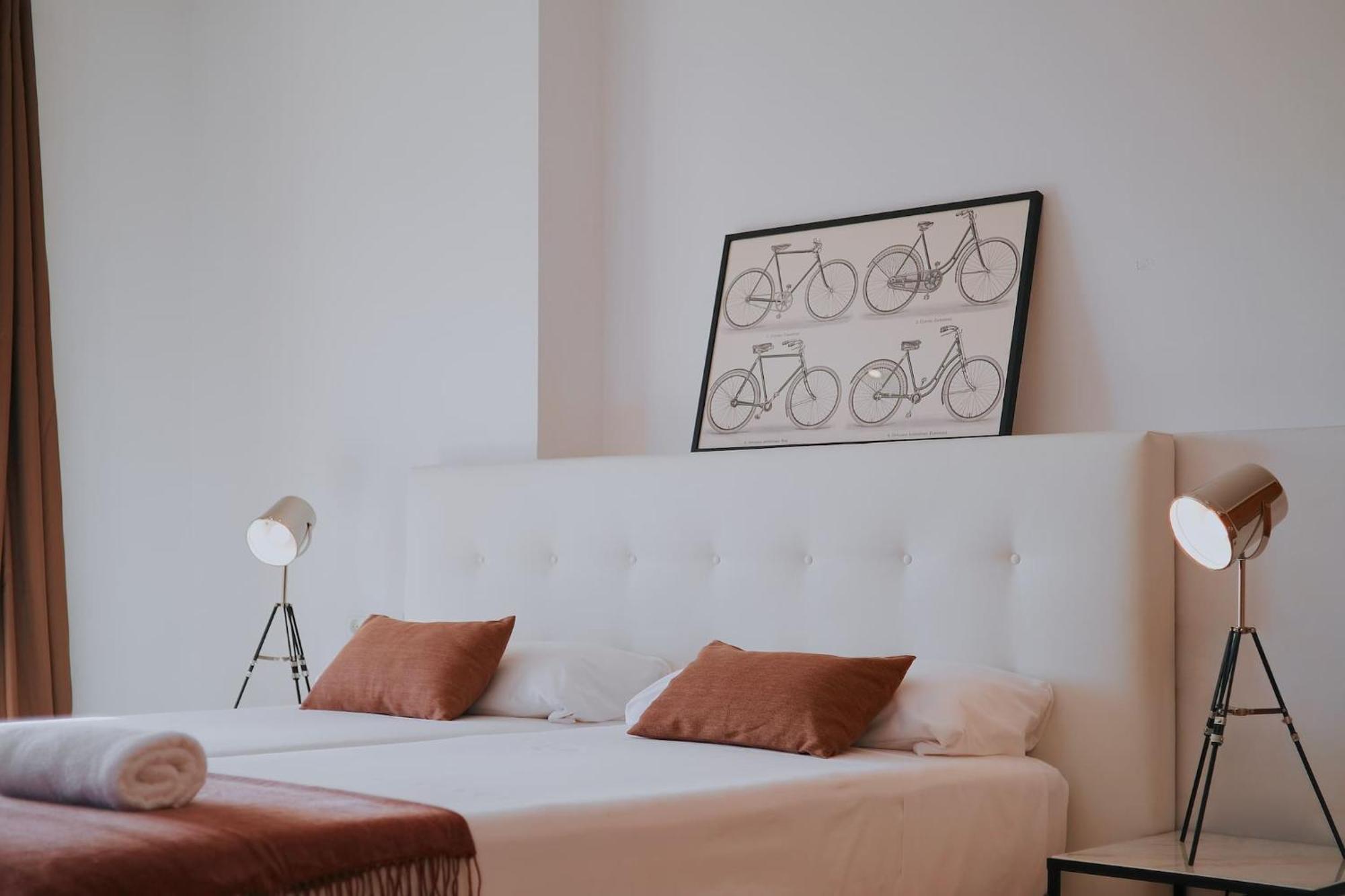 Villa Romeo 2Km From Ibiza Town And 1Km From Talamanca Beach Santa Eularia des Riu Zewnętrze zdjęcie