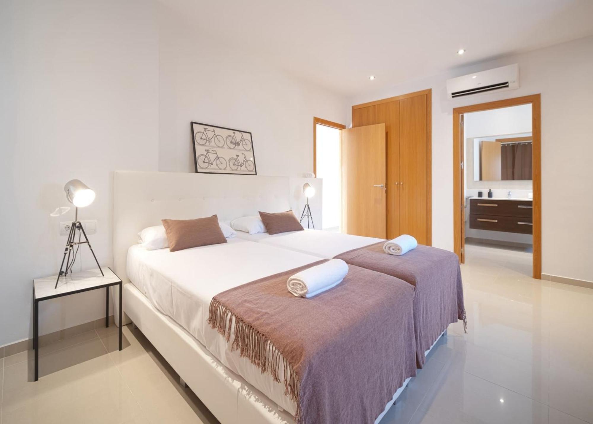 Villa Romeo 2Km From Ibiza Town And 1Km From Talamanca Beach Santa Eularia des Riu Zewnętrze zdjęcie