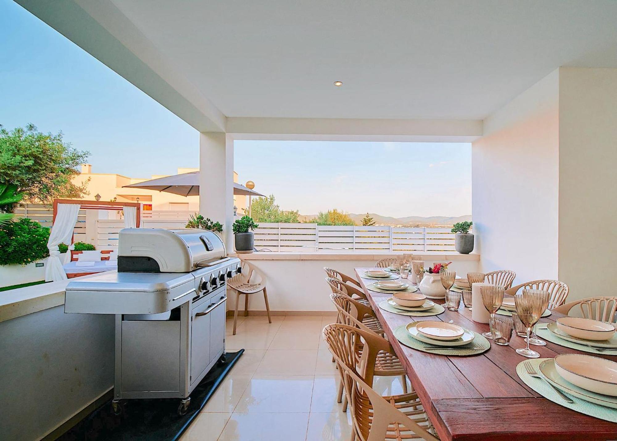 Villa Romeo 2Km From Ibiza Town And 1Km From Talamanca Beach Santa Eularia des Riu Zewnętrze zdjęcie